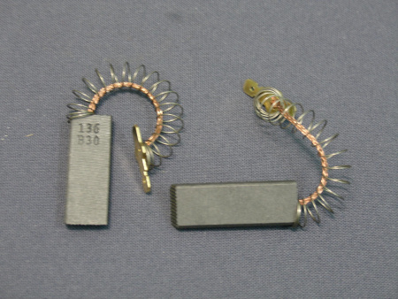 Щетки для эл.двиг. 5×12,5×30 -2шт. с пруж. и клеммой зам № 52, Bosch-maxx